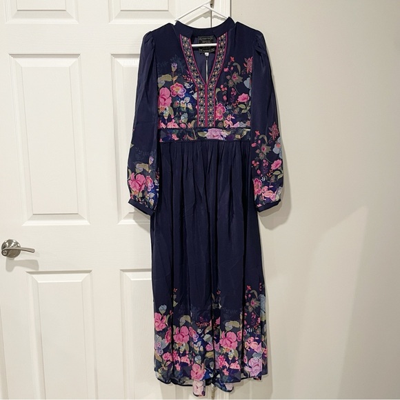 NWT Johnny Was Navy Floral Valeria Silk Maxi Dress Size Small - Picture 4 of 14